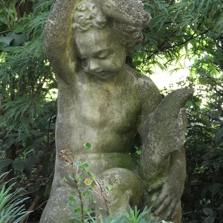 Nobili Libardi - Basevi بيت ضيافة 4*